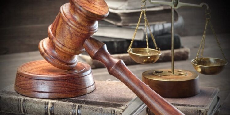 Ugwetyiwe owasetyhini owabulala unina